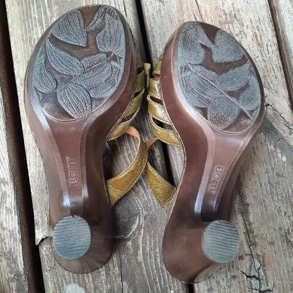Retro Born Leather Green Yellow Buckle Strap Heels With 3D Flower Size 8 - Picture 13 of 15